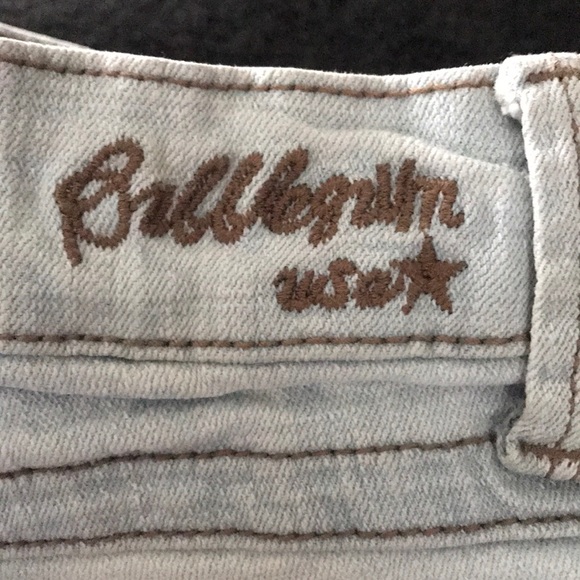 Bubblegum Light Wash Flare Jean - Picture 2 of 7